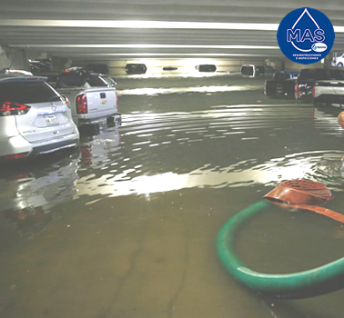 Desagote de Estacionamiento Inundado